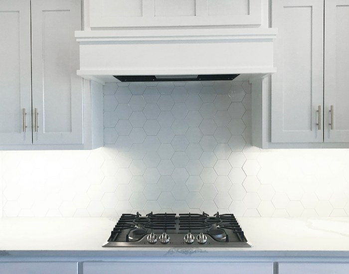 Quartzite Countertops and Kitchen Exhaust Fan in Springville, Utah.